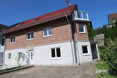 DREI FAMILIENHAUS / SCHWÄBISCH GMÜND / BJ 2007 / 214 M² / DREI FAMILIENHAUS
