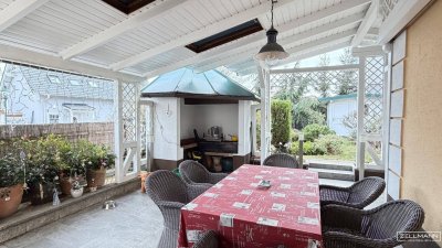 Einfamilienhaus mit Terrasse, Gartenidylle &amp; herrlichem Dachblick | ZELLMANN IMMOBILIEN