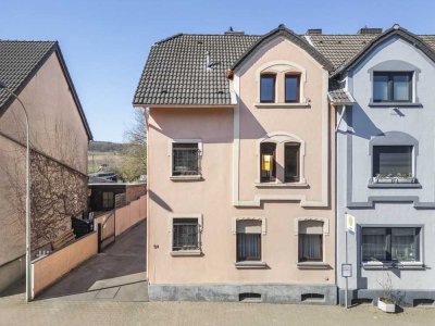 *** WEDOW *** Zweifamilienhaus in Eschweiler