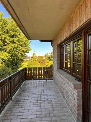 Helle und schön geschnittene Wohnung für Paar oder eine kleine Familie