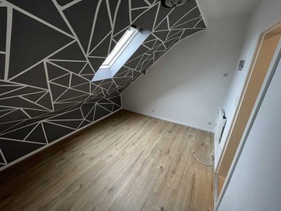 Gemütliche Dachgeschosswohnung im Herzen Krefelds