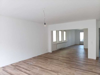 Helle 4-Zimmer Wohnung mit Balkon im Zentrum von Cuxhaven