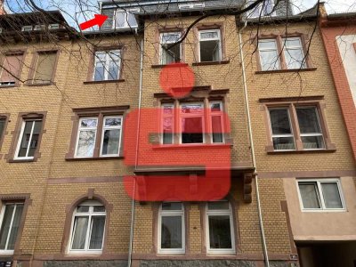 Tolle Renovierte/Sanierte 4-Zimmer Stadtwohnung in zentraler Lage