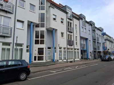 Helles 1-Zimmer-Apartment in zentraler Innenstadt-Lage mit Tiefgaragen-Stellplatz