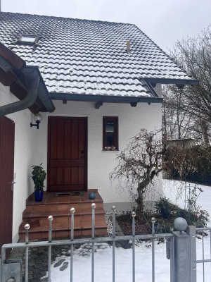 Geräumiges Einfamilienhaus mit Garage in Landshut-West
