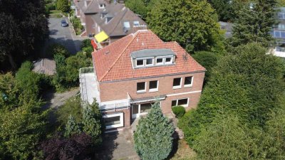 Liebhaber aufgepasst!
*Herrschaftliches Zweifamilienhaus an der Piusallee*