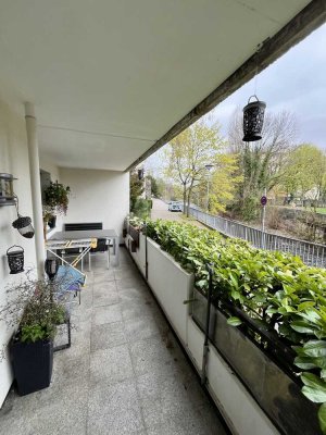 Zentrale 3,5-Zimmer-Wohnung mit Balkon und idyllischem Ausblick