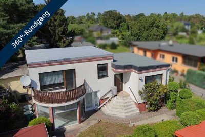 Wellness-Oase in Seenähe – Einfamilienhaus mit Indoor-Pool und einzigartiger Architektur