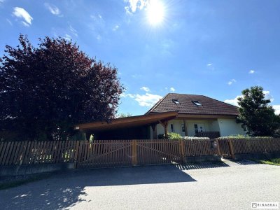 MOLLRAM - Einfamilienhaus mit ca. 1.268 m² Eigengrund | Baujahr 2009 | Sauna &amp; Whirlpool | Luftwärmepumpe, PV-Anlage, Klimaanlage uvm.