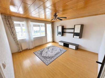 GERÄUMIGE 3-ZIMMER-WOHNUNG IN OBER-GRAFENDORF MIT LOGGIA UND STELLPLATZ