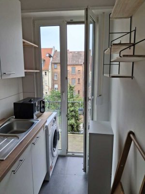 Neckarblick! Liebevoll sanierte Etagenwohnung mit tollem Neckarblick und Balkon!