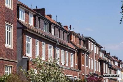 Mehrfamilienhaus mit Büroeinheit - provisionsfrei