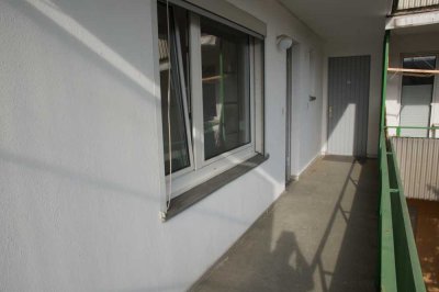 Helle 2-Zimmer Wohnung im 2. OG in Krefeld-Stadtmitte