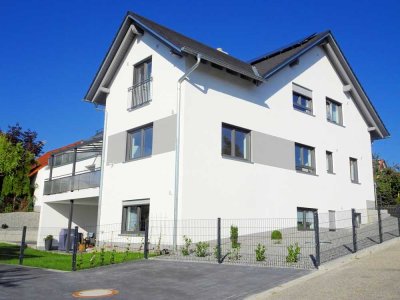 Moderne hochwertige 3-Zi-Wohnung in 84098 Hohenthann