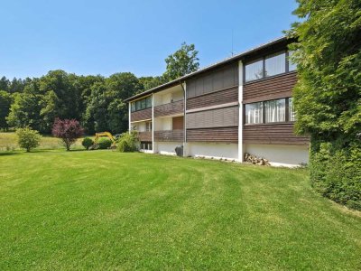 Schön geschnittene 2-Zi.-Maisonettewohnung in einer gepflegten Parkanlage von Gmund a. Tegernsee