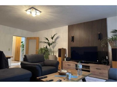 !!! Schöne 3-Zimmer-Wohnung mit Balkon !!! (WBS erforderlich)