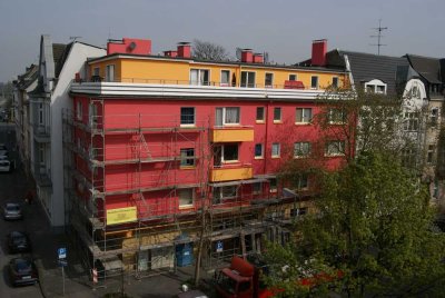 Die Gelegenheit!!! Sonnige, hochwertig sanierte Penthousewohnung im Wasserviertel