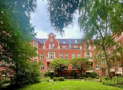 Großzügige 4-Zi. Altbauwohnung in zentraler Lage