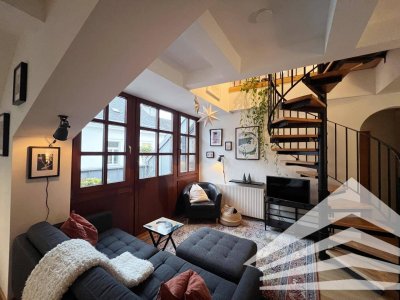 HERRENSTRASSE - Helle und freundliche DG-Maisonette Wohnung mit Küche in Bestlage!