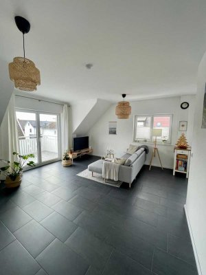 *** Moderne KFW 55 -Bj. 2019- 3Zimmer-Dachgeschosswohnung mit Balkon  FREI Sofortbezug möglich ***