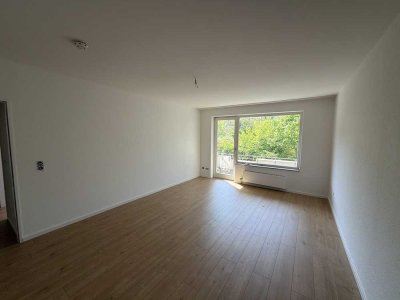 Frisch renovierte 2-Zimmerwohnung mit separater Küche und Balkon - WE06