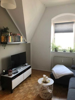 Schöne 2-Zimmer Dachgeschosswohnung in der Innenstadt