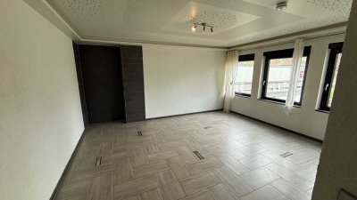 Moderne 2-Zimmer-Wohnung mit EBK in zentraler Lage
