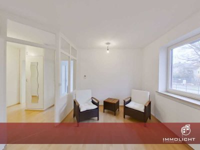 Hochparterre - Frisch renoviert! Großer Balkon, TG-Stellplatz.