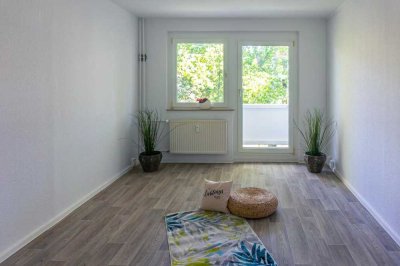 Kleine 1-Raum-Wohnung mit offener Küche und Balkon