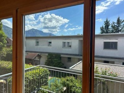 Sehr gepflegte 3 Zimmer Wohnung mit Balkon ab sofort zu vermieten