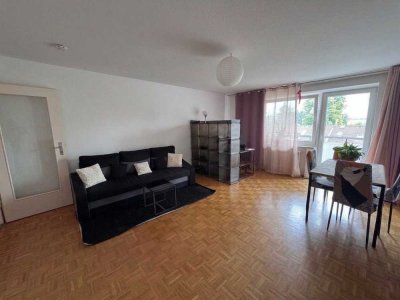2-Zimmer-Wohnung mit großem Balkon in ruhiger Lage von Trudering