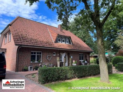 169 m² Familienhaus mit vielen Extras in ruhiger Wohnlage von Estorf zu verkaufen.