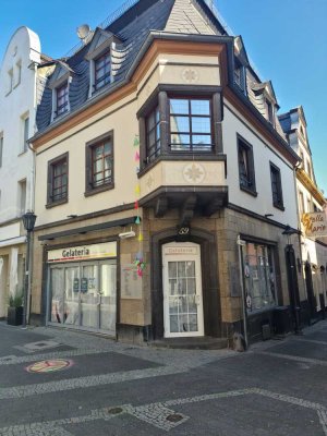 Haus mit 3 WE und Gewerbefläche in Fußgängerzone