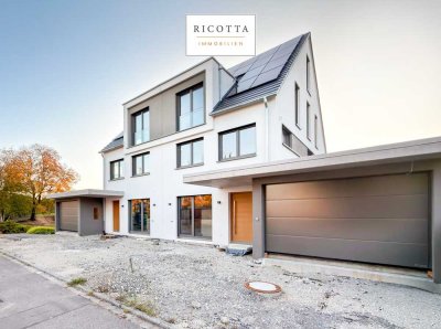 Exklusive Neubau-Doppelhaushälfte mit hochwertiger Ausstattung, Designboden & moderner Einbauküche