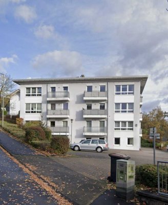 1 Zimmer + Küche + Balkon + Stellplatz