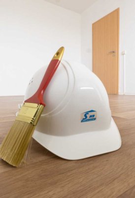 Sanierte 2-Raum-Wohnung mit Aufzug, Balkon und Dusche!