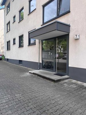 Kompakte 1-Zimmer-Wohnung in Wiesbaden-Schierstein / von Privat