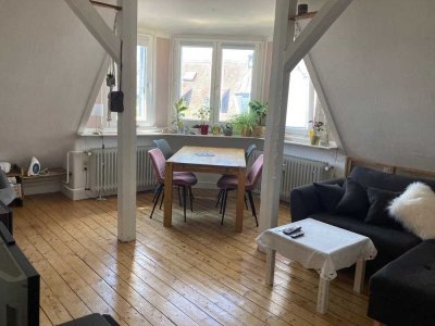 Helle, gemütliche 3-Zimmer-Wohnung im Dachgeschoss