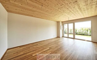 Moderne 3-Zimmer-Gartenwohnung – Wohnen mit Komfort und Naturanschluss +Decker Immobilien++