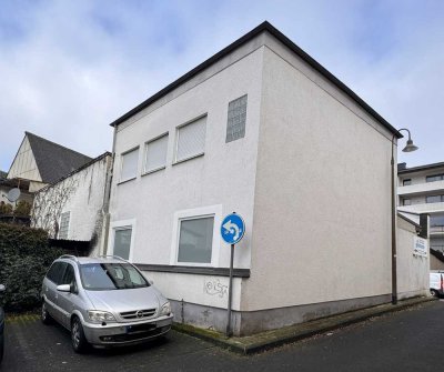 Charmantes, vollständig renoviertes Häuschen in ruhiger Hinterhoflage – zentrale Lage&provisionsfrei