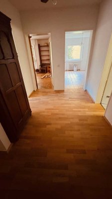 2-Zimmer Wohnung mit Balkon in Bonn-Oberkassel