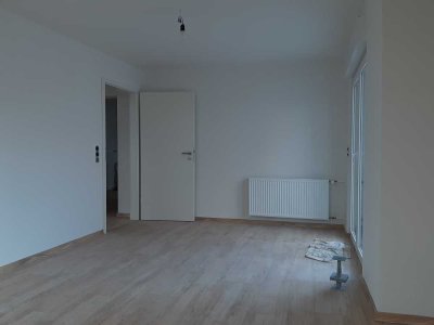 Hochwertig sanierte 2,5-Zimmer-DG-Wohnung  in Groß Karben - 73m²
