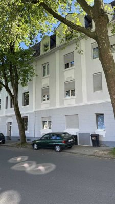 Wohnen mit Charakter: Großzügige 4-Zimmer-Wohnung in Bochum
