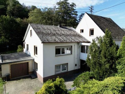 NEUER PREIS! Freistehendes Zweifamilienhaus in Fischbach