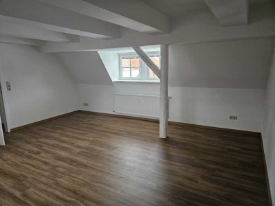 Gemütliche 2 - Zimmer-Wohnung sucht ruhige Mieter*in