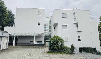 2-Zimmer-Wohnung mit Balkon und Stellplatz in gepflegtem Mehrfamilienhaus in Eberstadt
