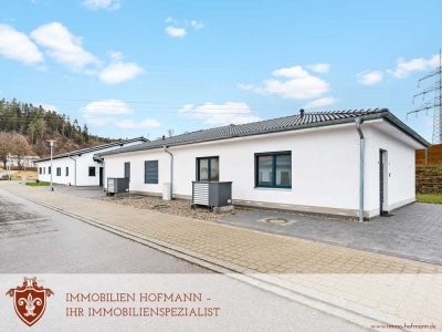 Sofort bezugsfrei! - Effizienzhaus 40 Bungalow-Doppelhaushälfte mit Garten!