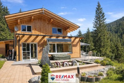 Exklusives Design-Blockhaus in Ruhelage auf der Flattnitz – Luxus, Natur und Weitblick auf höchstem Niveau