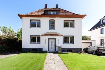 STADTVILLA ERDGESCHOSS: Frisch renoviert, schick und zentral.