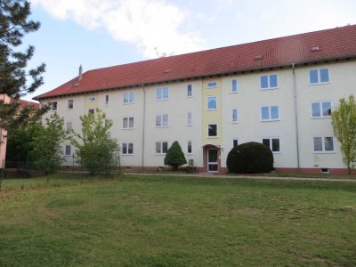 2.-Zi.-Wohnung in ruhiger Lage !!